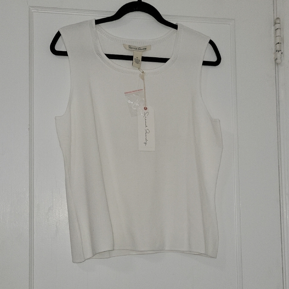 French Laundry White Cut Out Tank Top🏖